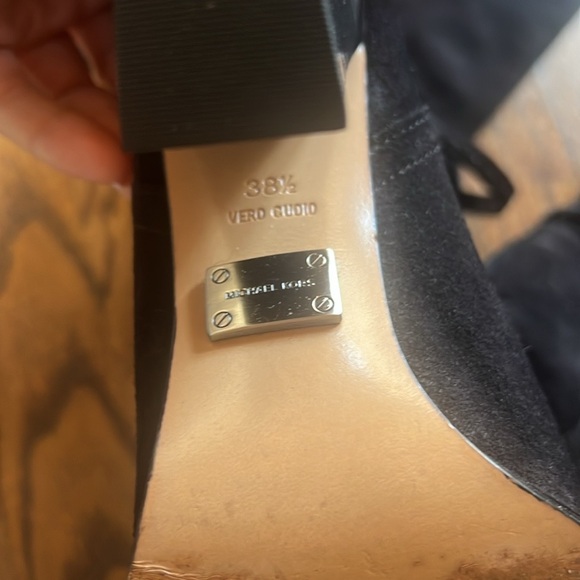 Michael Kors Black Suede Tie Up Boots Sz 38.5 - Picture 8 of 9